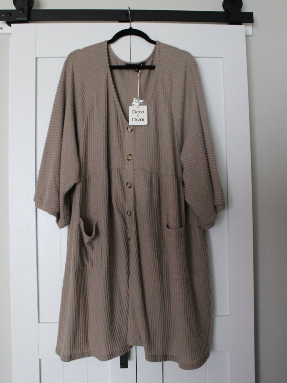DAVI & DANI Taupe Waffle-Textured Button Front Tunic